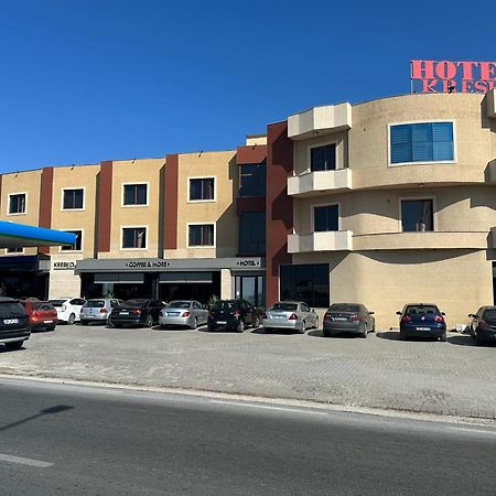 Hotel Kresko Lushnjë 외부 사진