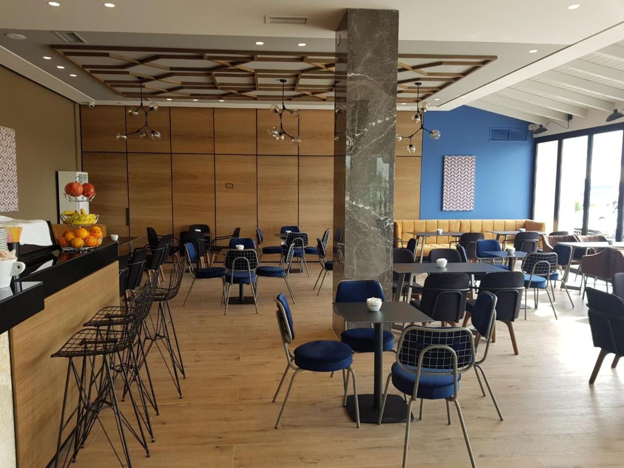 Hotel Kresko Lushnjë 외부 사진